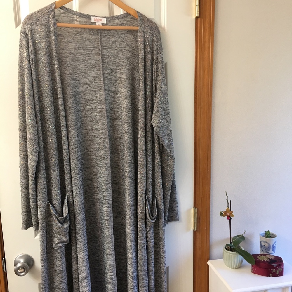 Lularoe silver Duster Sarah